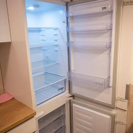 5 Star - Free Parking Apartman Lukavica