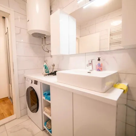 Appartement 5 Star - Free Parking Lukavica