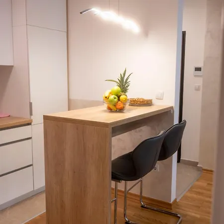 5 Star - Free Parking Appartement