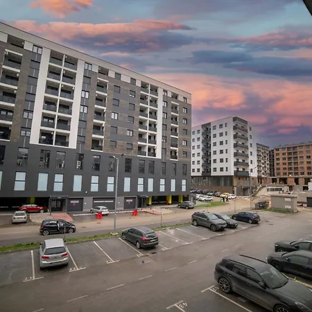 5 Star - Free Parking Appartement Lukavica