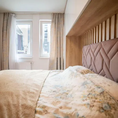 5 Star - Free Parking Appartement